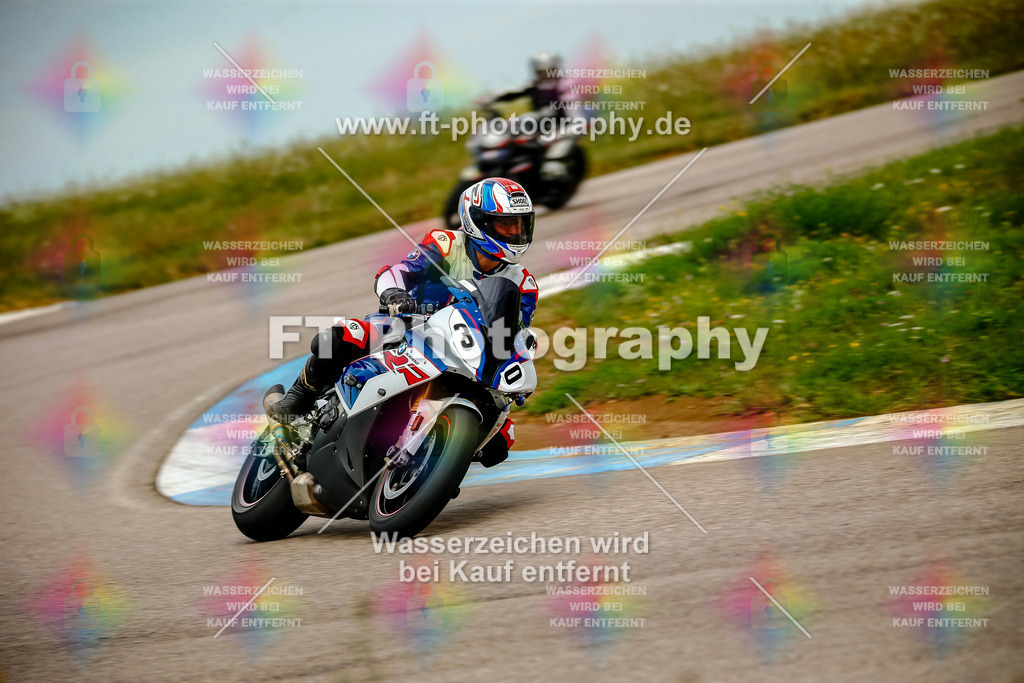 Chambley Juli-2711 | Hier findet Ihr Bilder von Touristenfahrten auf der Nürburgring Nordschleife oder von anderen Veranstaltungen die ich besucht habe. Viel Spass beim Durch Schauen 