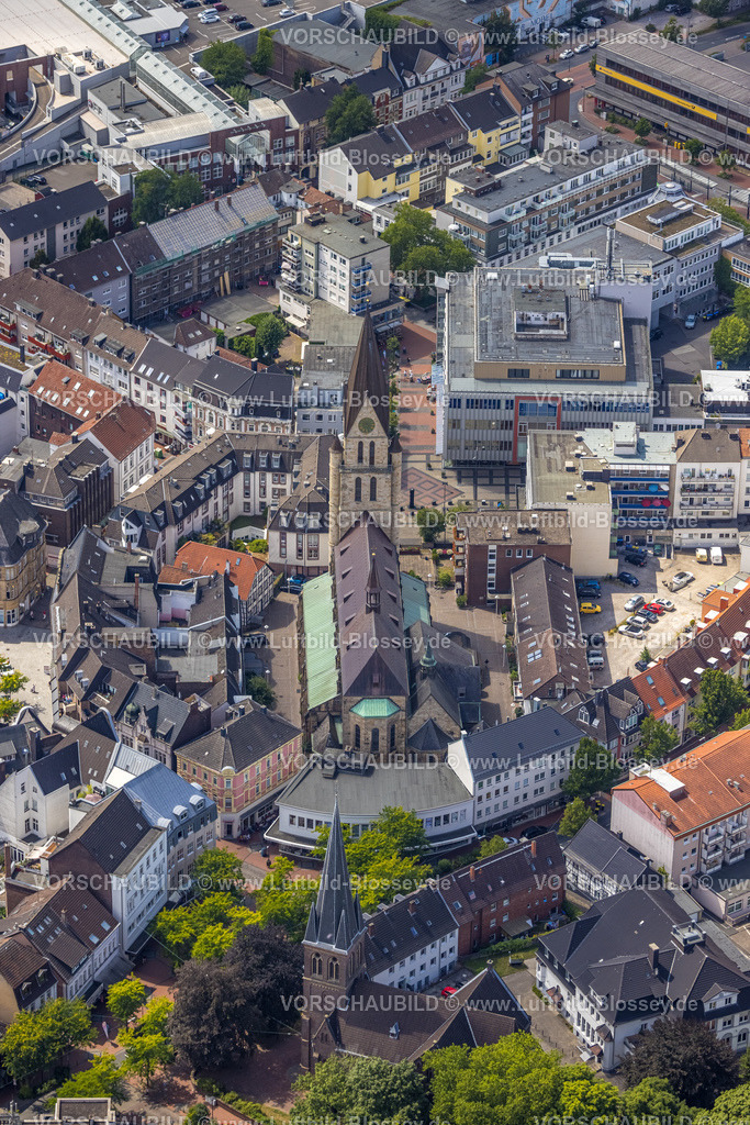 Castrop-Rauxel220707023 | Luftbild, kath. Kirche St. Lambertus, Evang. Paulus Kirche, Castrop-Rauxel, Ruhrgebiet, Nordrhein-Westfalen, Deutschland