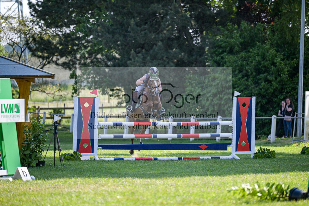 Reitturnier Voxtrup | Entdecke hochwertige Reitturnierfotos von Foto Oger. Professionell, emotional und authentisch – jetzt Lieblingsmomente im Shop bestellen.Deutschlandweite Turnierfotografie. - Realisiert mit Pictrs.com