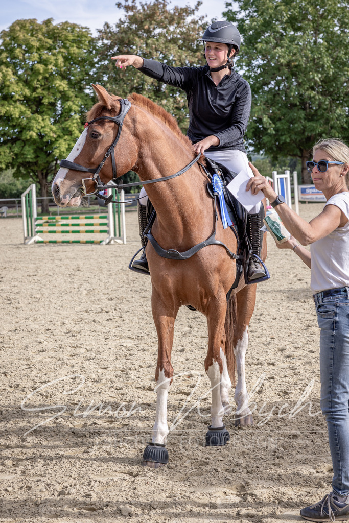 20260906-_3LI6565 | Tierfotografie Pferde, Hunde, Katzen, Haustiere.
Turnierfotografie Reitturniere, Reiten, Springreiten, Dressur in Hanau, dem Main-Kinzig-Kreis und dem Rhein-Main- Gebiet um Frankfurt