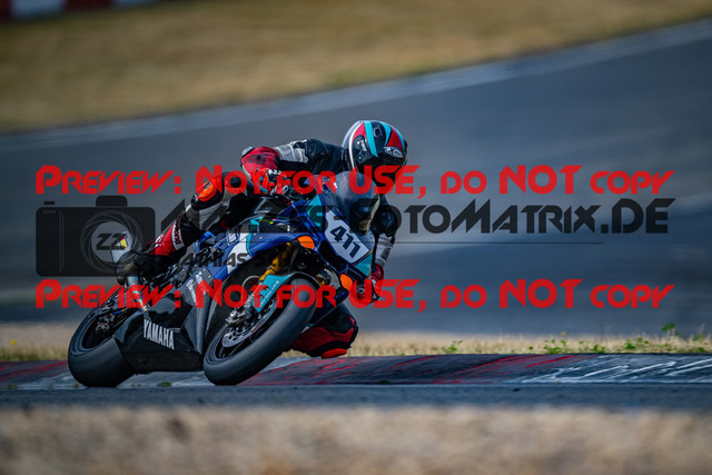 MaZZes_FotoMatrix_230719_9365 | WEISS