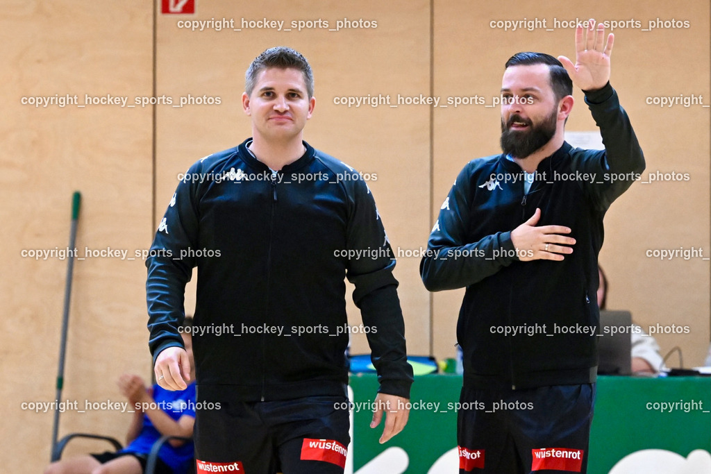 SC Ferlach vs. HSG Holding Graz 23.9.2023 | SCHMIDHUBER Andreas, Schober Marc, Referees, SC Ferlach vs. HSG Holding Graz 23.9.2023, SC Ferlach vs. HSG Holding Graz am 23.09.2023 in Bleiburg (Ballspielhalle Ferlach), Austria, (Photo by Bernd Stefan)
