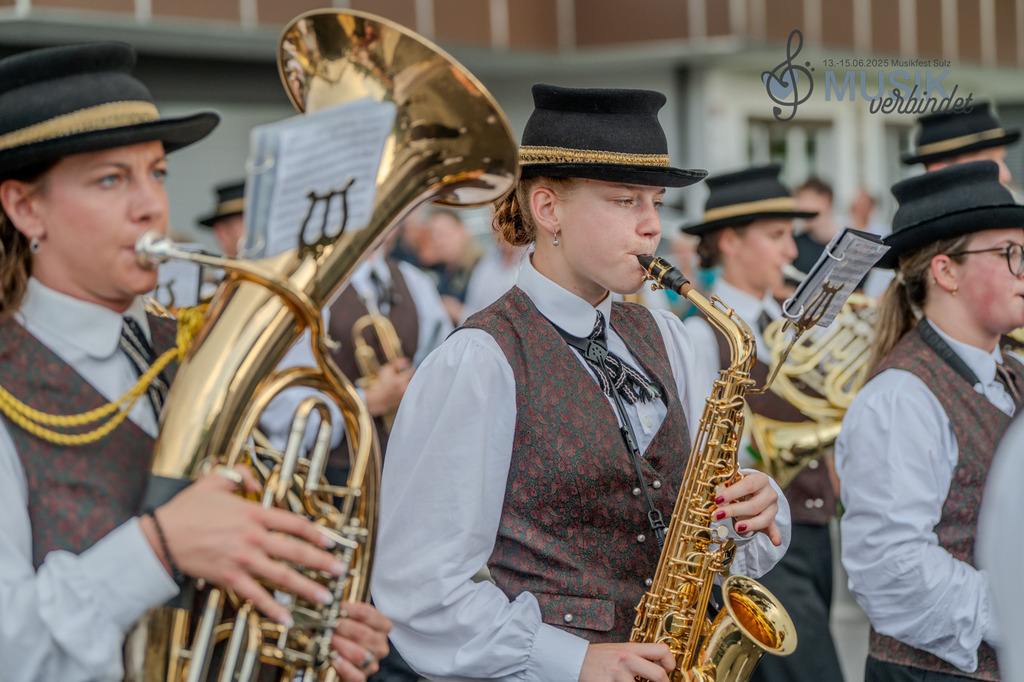 DSC_4109 | "Fussifoto.com – Ihr Ansprechpartner für hochwertige Fotografie! Entdecken Sie kreative Bilder und professionelle Dienstleistungen. Kontaktieren Sie uns für Ihre Projekte!"