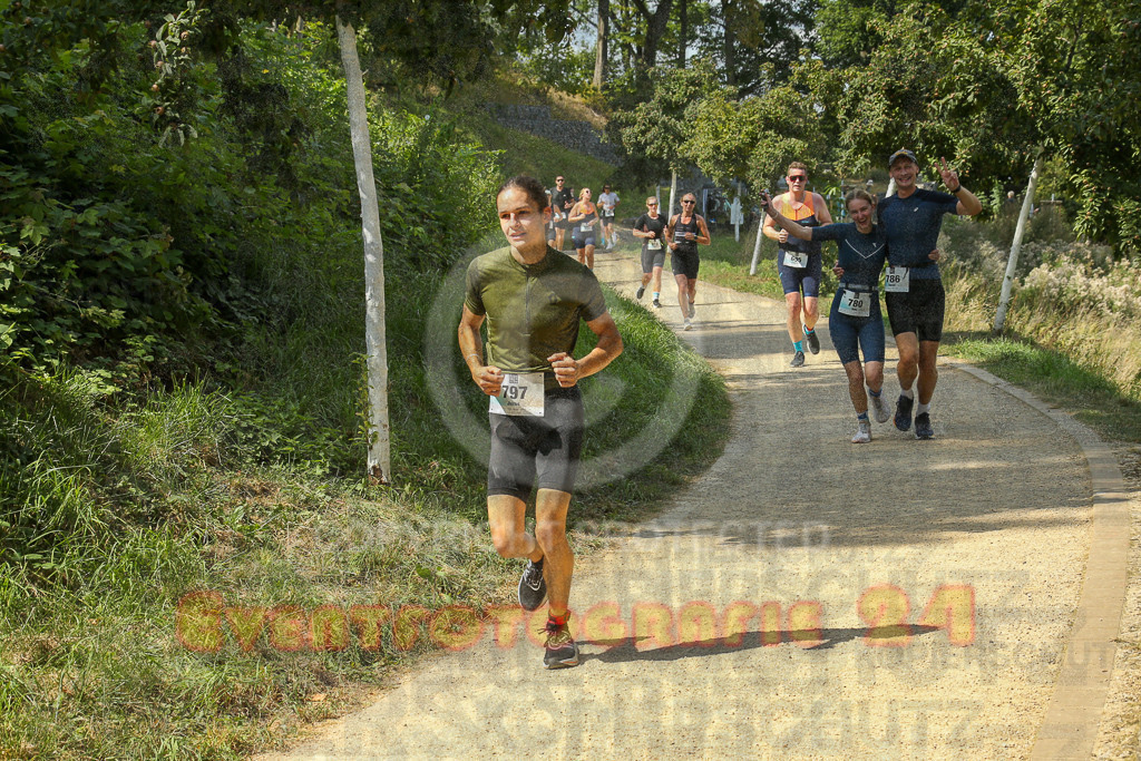 250824_1449_EX1_7704 | Sportfotografie im Rhein-Sieg Kreis, Köln, Bonn, NRW, Rheinland Pfalz, Hessen, etc. Unser Tätigkeitsfeld umfasst den Laufsport vom Volkslauf über den Marathon, Duathlon, Triathon bis zum Ultralauf wie Kölnpfad Ultra oder Schindertrail.