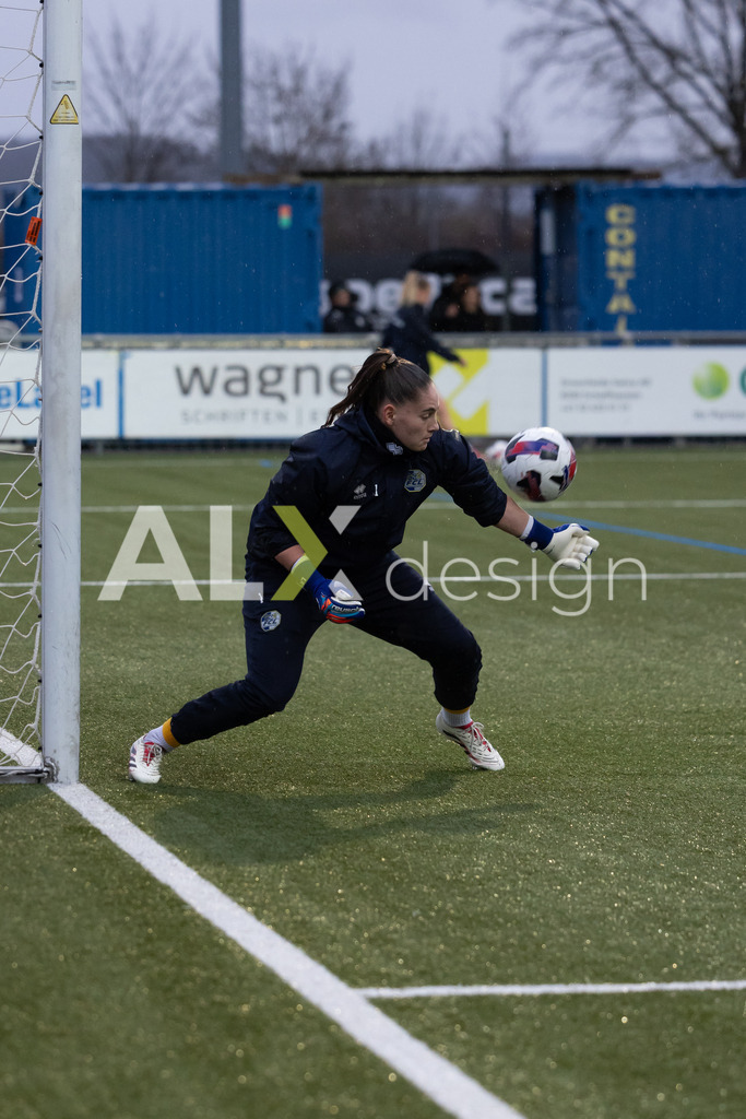 Fußball I Frauen I Saison 2025-2026 I AXA Women's Super League | Women I 14. Spieltag I Grasshoppers Club Zürich - FC Luzern I 14.02.2026 | 1 Lea Kramoviku (CH) (FC Luzern) – Tor - Realisiert mit Pictrs.com