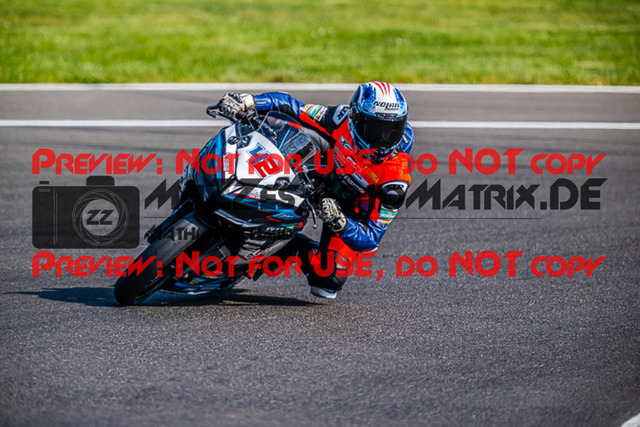 MaZZes_FotoMatrix_220506_96863 | Fotograf Mathias Schmid
Sportfotograf,
Eventfotograf,
Hochzeitsfotograf,
Portraitfotograf