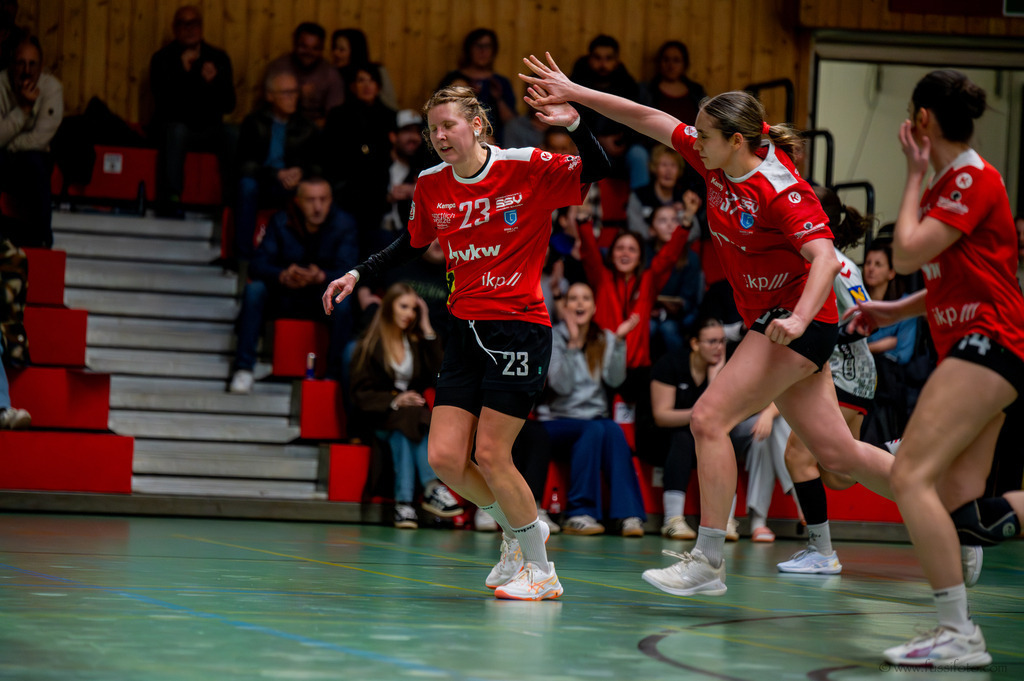 DSC_8843 | "Fussifoto.com – Ihr Ansprechpartner für hochwertige Fotografie! Entdecken Sie kreative Bilder und professionelle Dienstleistungen. Kontaktieren Sie uns für Ihre Projekte!"