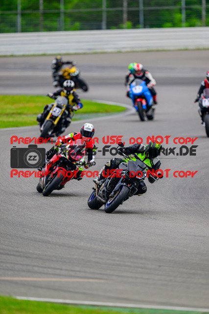 MaZZes_FotoMatrix_240521_6007705_2480 | GELB