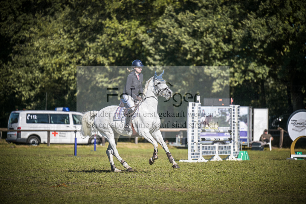 DOS_1259 | Entdecke hochwertige Reitturnierfotos von Foto Oger. Professionell, emotional und authentisch – jetzt Lieblingsmomente im Shop bestellen.Deutschlandweite Turnierfotografie. - Realisiert mit Pictrs.com