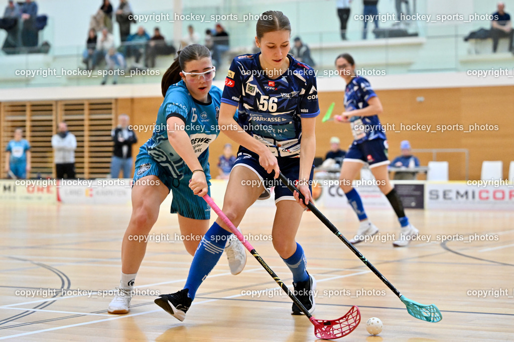 VSV Unihockey Damen vs. FCB München | #76 Ronja Trieb FCB München, #56 Eleni Huber VSV Unihockey, VSV Unihockey Damen vs. FCB München, VSV Unihockey Damen vs. FCB München am 24.01.2026 in Villach (Ballspielhalle St. Martin), Austria, (Photo by Bernd Stefan)