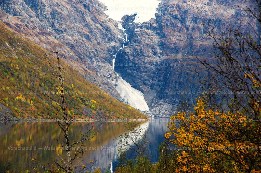 Øksfjordjøkelen | Ein Gletscher im hohen Norde Norwegens bei Alta. - Realisiert mit Pictrs.com