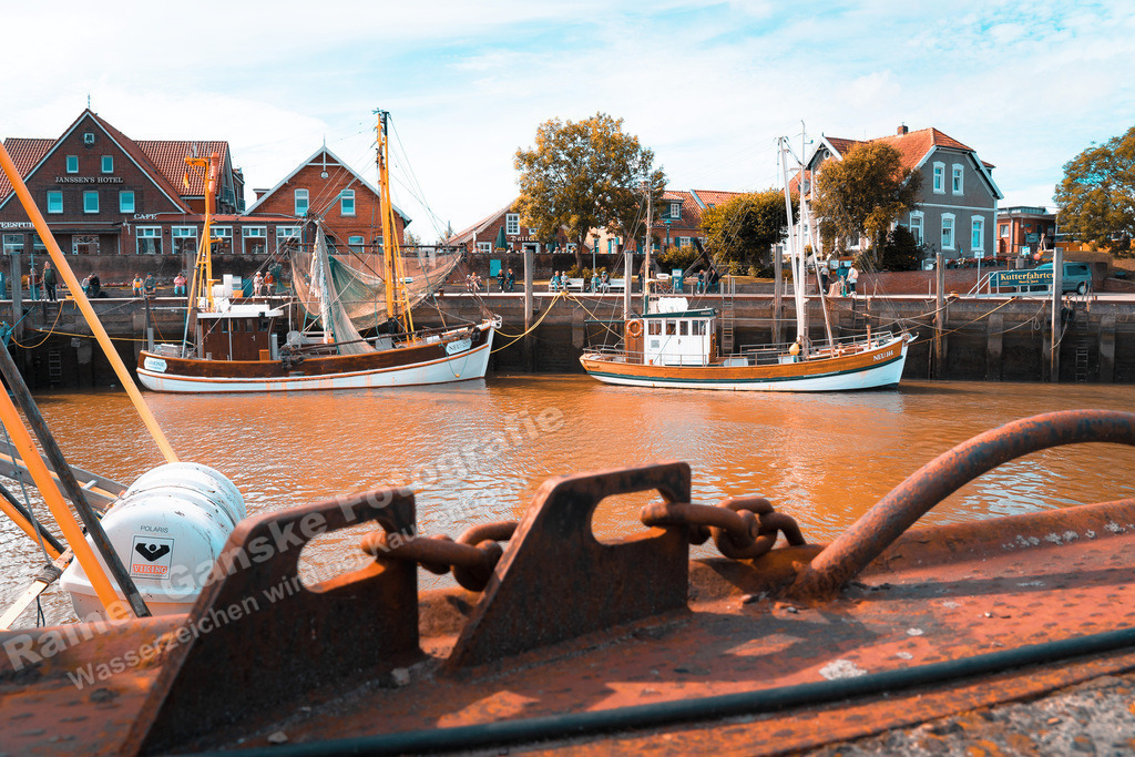 069 Neuharlingersiel - 28-07-2022 -R Ganske | Onlineshop mit Bildern von Stränden, Häfen und Meer. Leinwände, Poster, Kalender und andere Materialien erhältlich. Kommerzielle Lizenzen möglich.  - Realisiert mit Pictrs.com