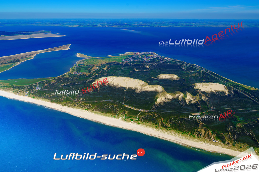 Die Luftbildaufnahme Nord - Sylt wurde 2018 mittels Flugzeug (keine Drohne) erstellt. Perfekte Schärfe und Druck- Auflösung- Garantiert!