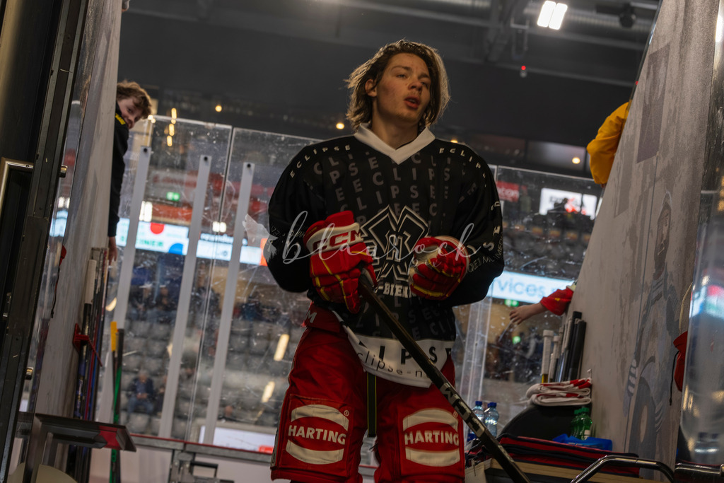 EHCB vs SCB 20260312_wb-3861 | Sportbilder, Sportfotograf, Hochzeits- und Eventfotografin, Flugshows, Portraits und Tiershooting, Aviation, Downhill, Nationalleague, Swissleague, International