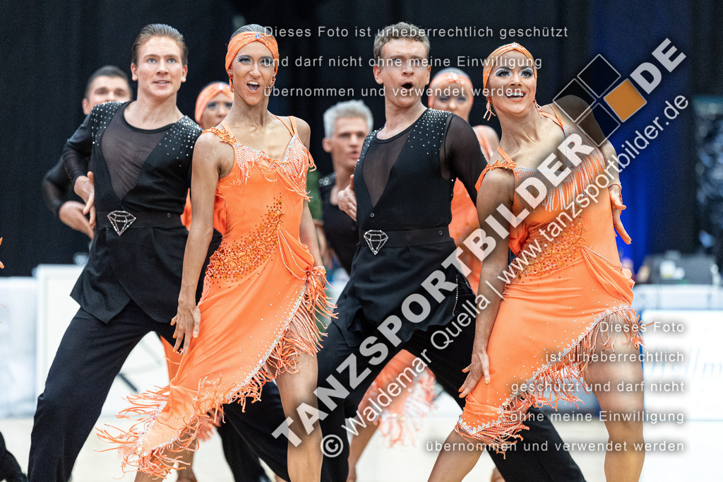 20240406-10712 | Hier finden Sie Tanz Bilder vom Latein und Standard Formationen tanzen. Sportbilder vom Tanzsport. Schöne Fotos und von Weltmeisterschaft, Europameisterschaft, Bundesliga, Regionalliga, Oberliga und Landesliga sowie von GOC Stuttgart, DanceComp, WM Bremen