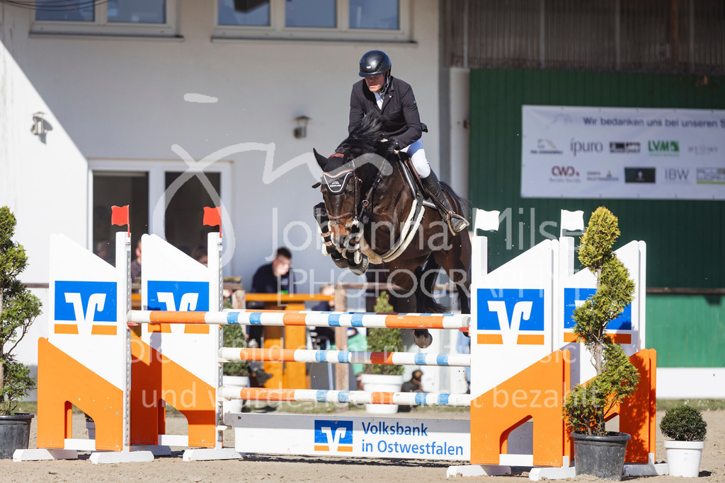 260402_Fruehlingsfest_M1-Spr-728 | Deine schönsten Turniermomente als professionelle Fotos! Entdecke hochwertige Pferdesport-Fotografie im Online-Shop. Jetzt Fotos finden & bestellen!