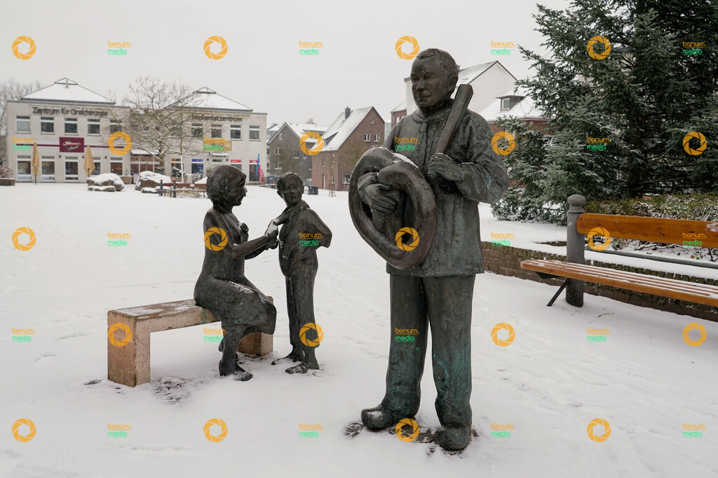 Schnee in Kirchhellen 2026 - Stock Bilder | bonum - Realisiert mit Pictrs.com
