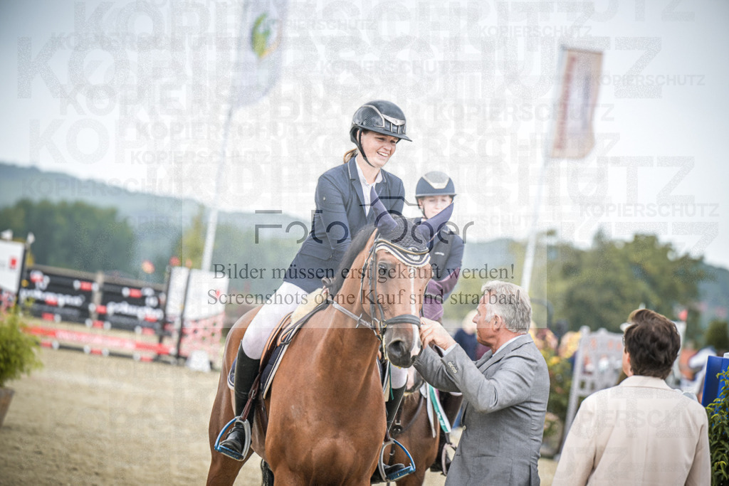 DOS_0116 | Entdecke hochwertige Reitturnierfotos von Foto Oger. Professionell, emotional und authentisch – jetzt Lieblingsmomente im Shop bestellen.Deutschlandweite Turnierfotografie. - Realisiert mit Pictrs.com