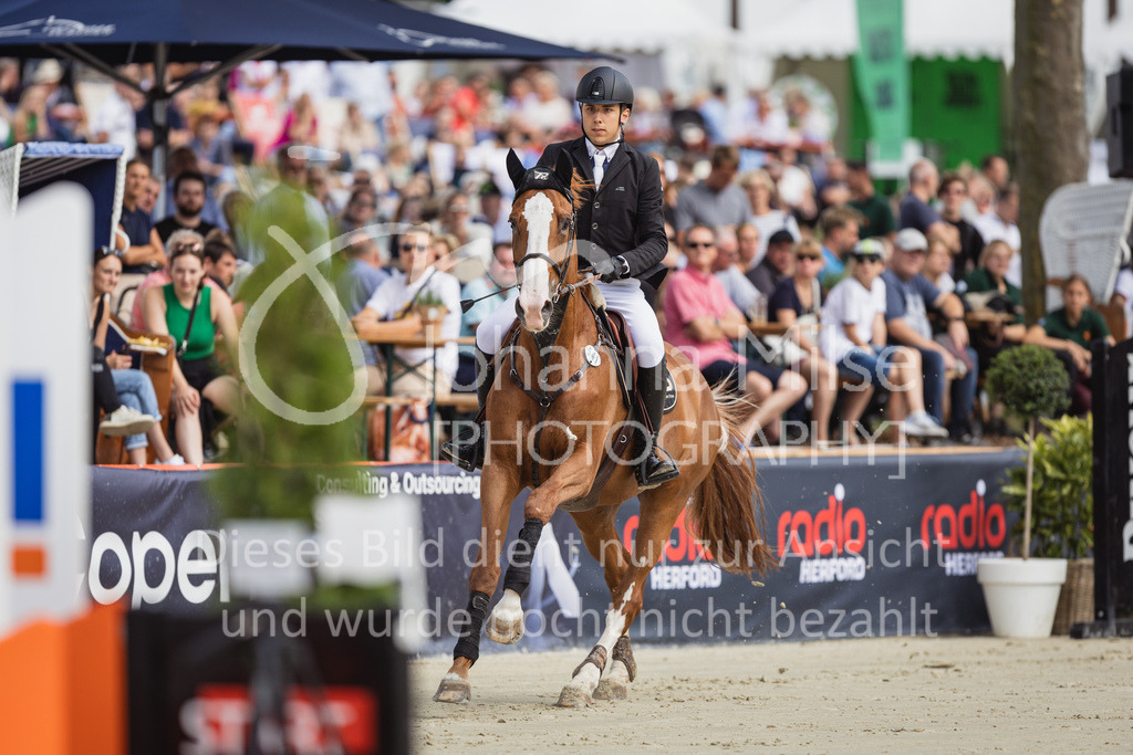 230729_BHO_S1-Spr-804 | Deine schönsten Turniermomente als professionelle Fotos! Entdecke hochwertige Pferdesport-Fotografie im Online-Shop. Jetzt Fotos finden & bestellen!