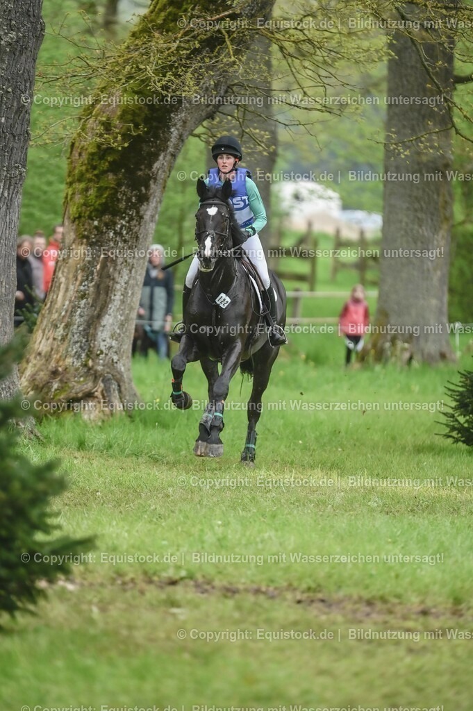 20230513_CCI4_Gelände_0221 | equistock
