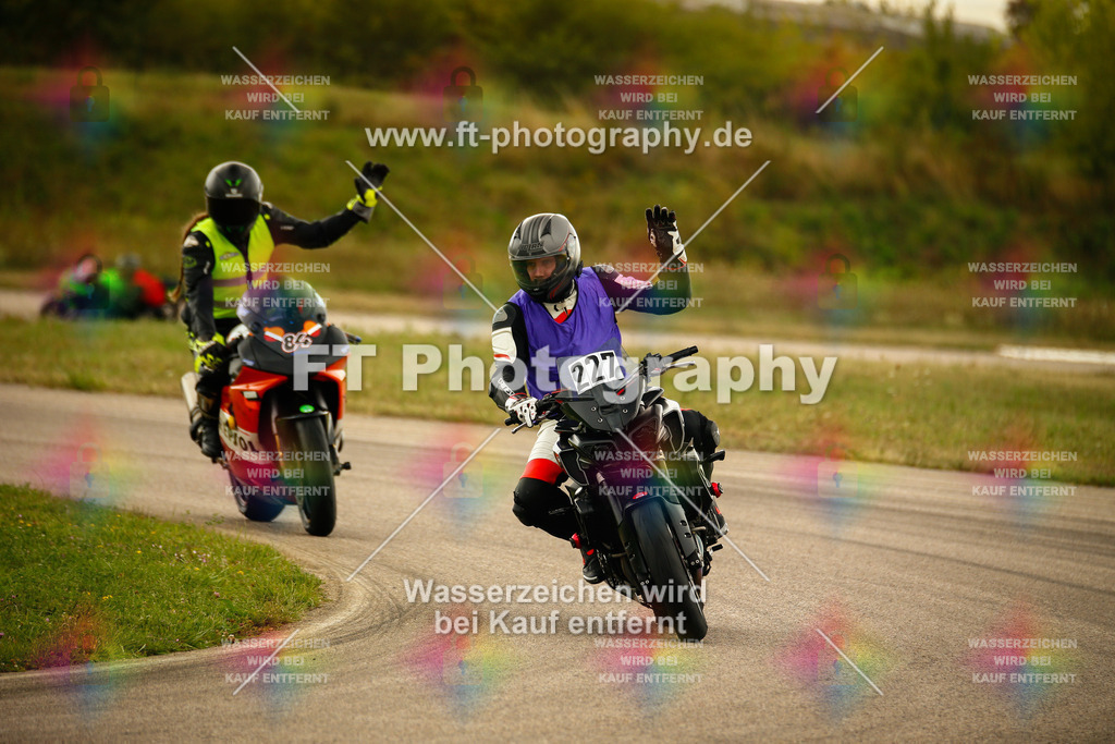_MOT7768 | Hier findet Ihr Bilder von Touristenfahrten auf der Nürburgring Nordschleife oder von anderen Veranstaltungen die ich besucht habe. Viel Spass beim Durch Schauen 