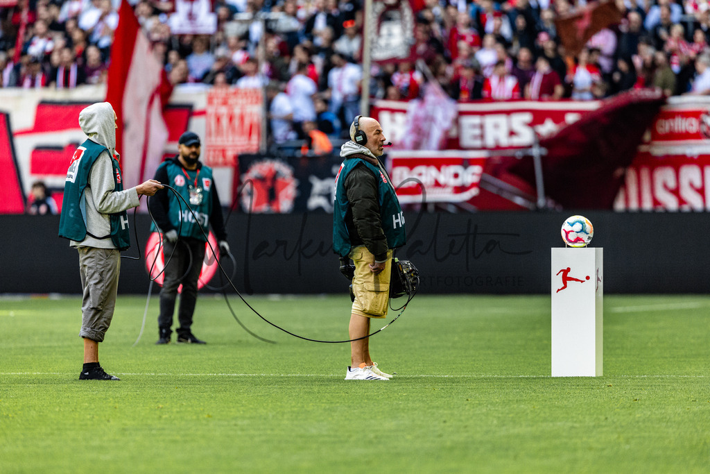 Fortuna Düsseldorf vs. Karlsruher SC | Düsseldorf, 30.04.2023: 2. Bundesliga, 30. Spieltag, Fortuna Düsseldorf gegen Karlsruher SC in der Merkur Arena in Düsseldorf. Foto: sportfotografie.ms | Markus Paletta - Realisiert mit Pictrs.com