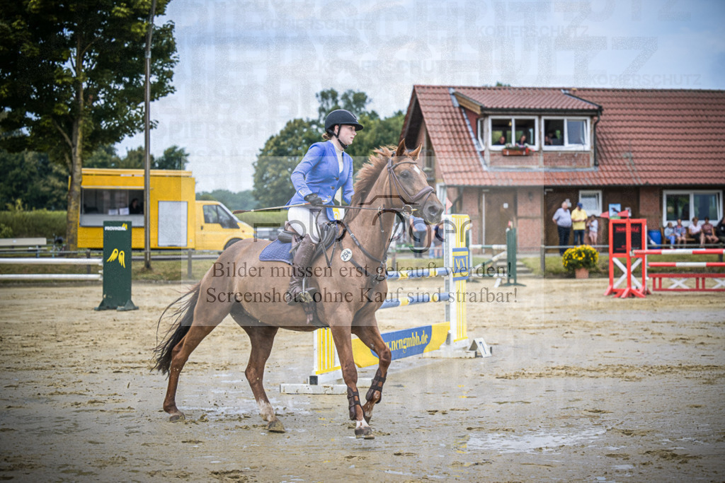 DOS_2125 | Entdecke hochwertige Reitturnierfotos von Foto Oger. Professionell, emotional und authentisch – jetzt Lieblingsmomente im Shop bestellen.Deutschlandweite Turnierfotografie. - Realisiert mit Pictrs.com