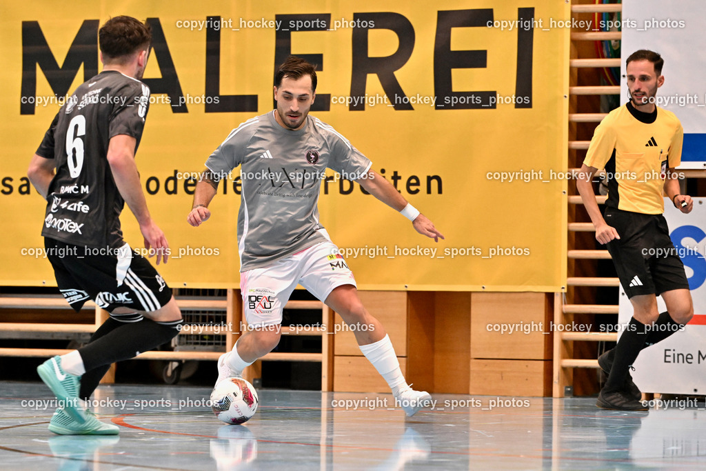 Carinthia Flamengo Futsal Club vs. FC Ljuti Krajisnici | #6 Muhamed Ramic FC Ljuti Krajisnici, #70 Yosifov Svetlozar Angelov Carinthia Flamengo, Ahmet Bayar Referee, Carinthia Flamengo Futsal Club vs. FC Ljuti Krajisnici, Carinthia Flamengo Fusal Club vs. FC Ljuti Krajisnici am 12.10.2025 in Klagenfurt (Ballspielhalle Viktring), Austria, (Photo by Bernd Stefan)