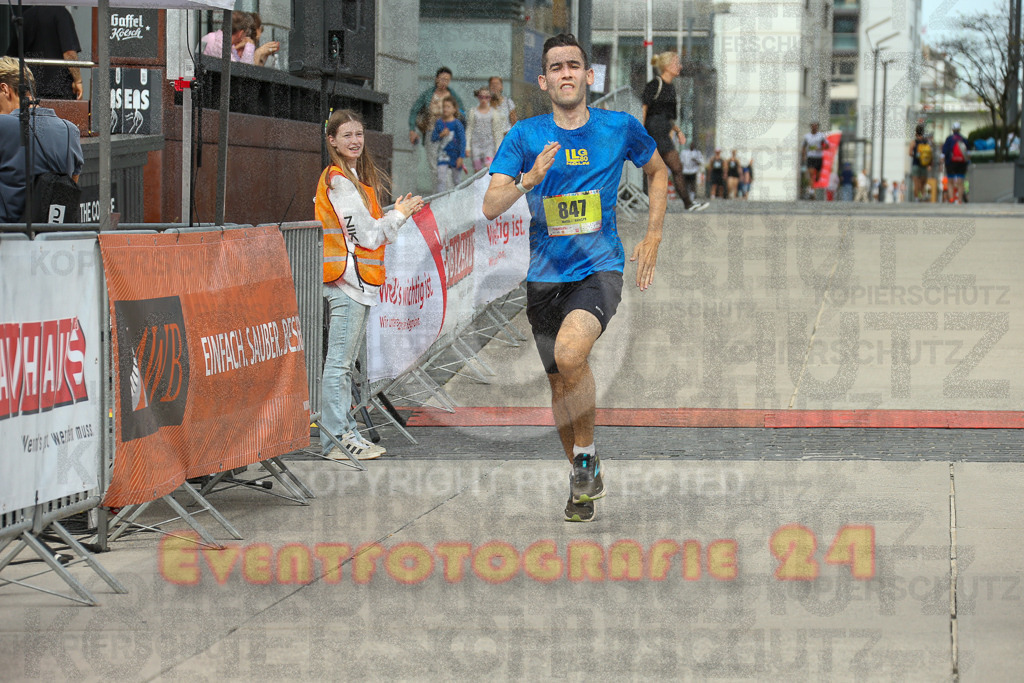 250920_1319_EX1_4015 | Sportfotografie im Rhein-Sieg Kreis, Köln, Bonn, NRW, Rheinland Pfalz, Hessen, etc. Unser Tätigkeitsfeld umfasst den Laufsport vom Volkslauf über den Marathon, Duathlon, Triathon bis zum Ultralauf wie Kölnpfad Ultra oder Schindertrail.