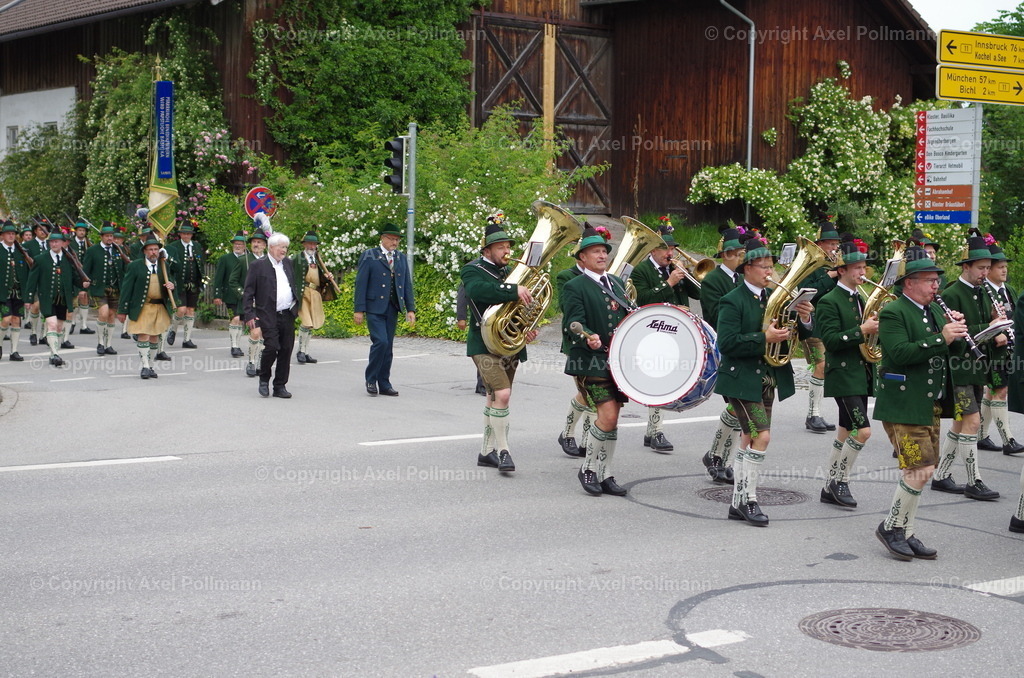 IMGP5728 | fotografiert von Axel PollmannLeonhardi Wallfahrt Benediktbeuern und Murnau, Fronleichnam, Fasching, Landschaft im Loisachtal und Benediktbeuern  - Realisiert mit Pictrs.com