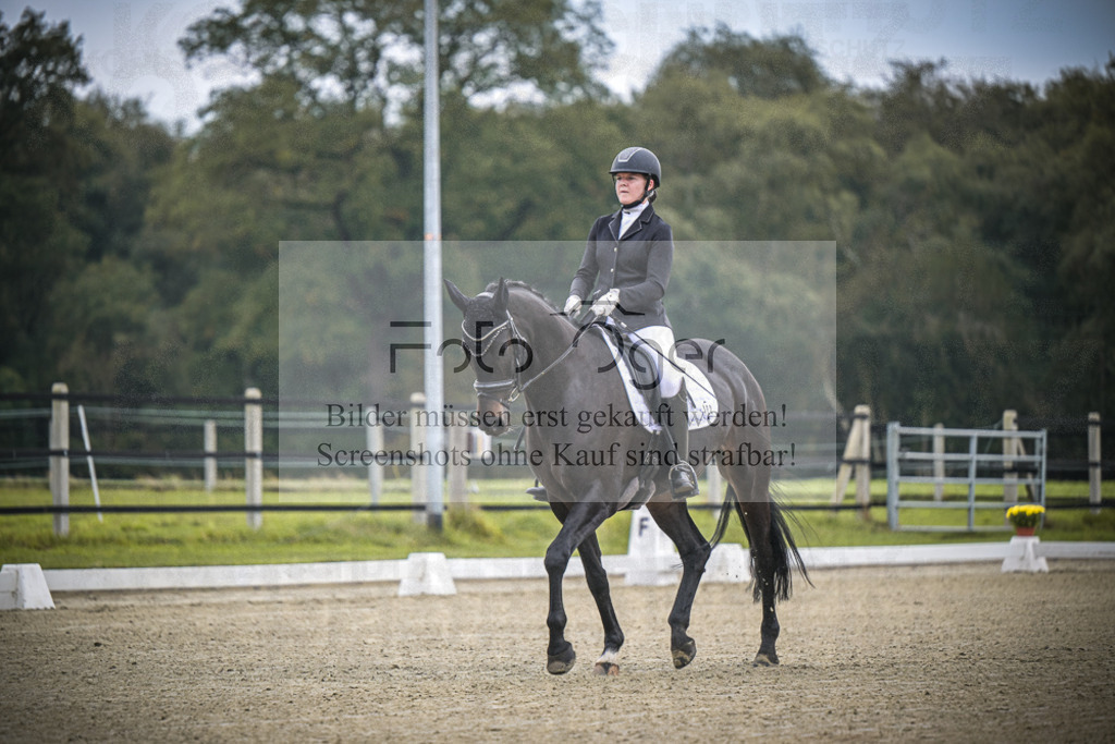 DOS_B344 | Entdecke hochwertige Reitturnierfotos von Foto Oger. Professionell, emotional und authentisch – jetzt Lieblingsmomente im Shop bestellen.Deutschlandweite Turnierfotografie. - Realisiert mit Pictrs.com