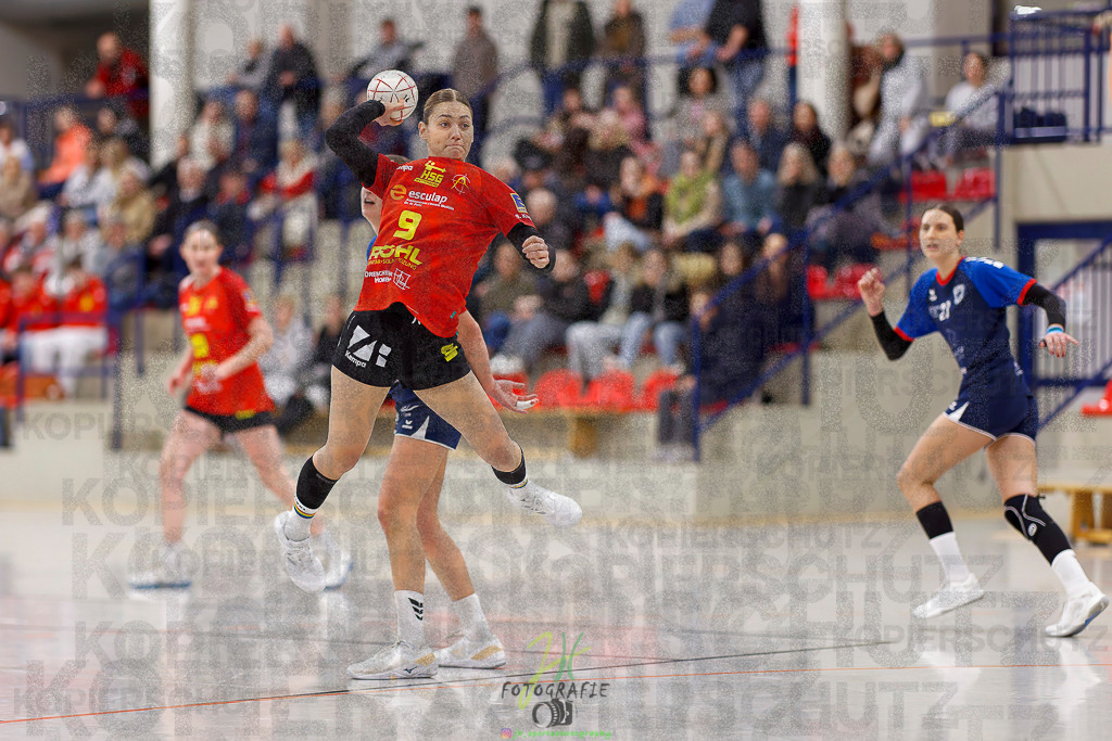 Frauen Regionalliga (HHV); HSG Wettenberg - TV Hüttenberg | Frauen Regionalliga (HHV); HSG Wettenberg - TV Hüttenberg am 06.12.2025 in Launsbach (Wettenberg) (Halle GS Launsbach (Wettenberg))Photo © 2025 - Jörg Heinrich - Realisiert mit Pictrs.com
