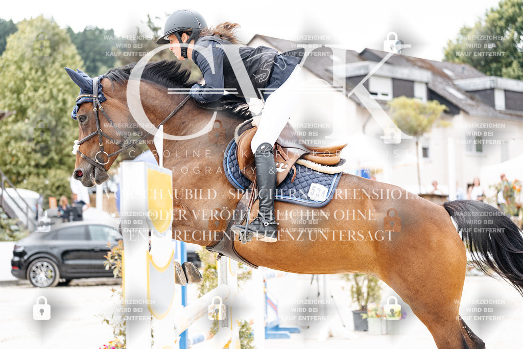 CK906235 | Turnierfotografie Pferdefotografie Trier Rheinland-Pfalz Pferdesport Reitsport Tierfotografie Sportfotografie Pferdevideo Pferdevideografie Equestrianvideography equestrianphotography  - Realisiert mit Pictrs.com