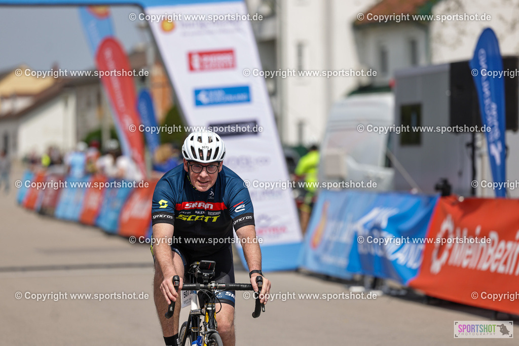 VJ__9640 | Neusiedlersee Radmarathon 2026@sportshot_your_pictrs #yourpictures#roadtowm2029 #nrm #neusiedlerseeradmarathon #neusiedlersee #neusiedlerseetourismus #burgenland #mörbisch #nrm26 #burgenlandtourismus #voglundco #poweredbyburgenlandtourismus #radsport #rad #marathon #ucigranfondo #visitburgenland #ucigranfondoworldseries