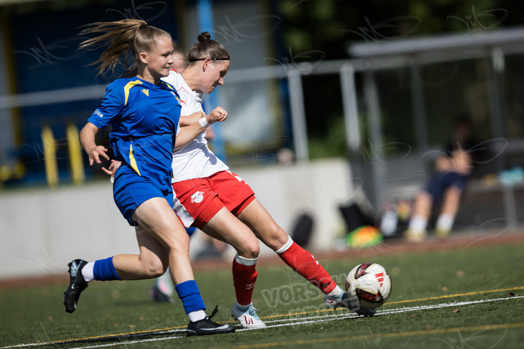 Frauen-Regionalliga Nordost | 2. Spieltag FC Carl Zeiss Jena II : RasenBallsport Leipzig II - Realisiert mit Pictrs.com