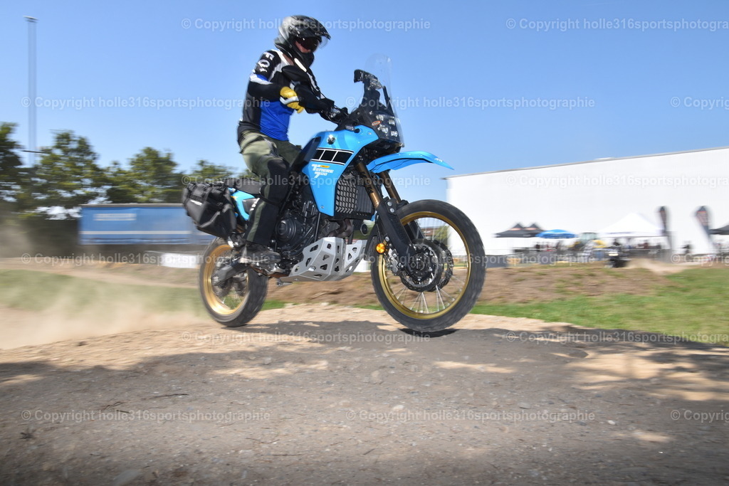 DSC_0181 | Sportfotografie , Motorsport, Motoross, Reitsport, Mointainbike, Enduro,
Landschaft , Outdoor, Eventfotografie, Landschaft, Bilder online bestellen - Realisiert mit Pictrs.com