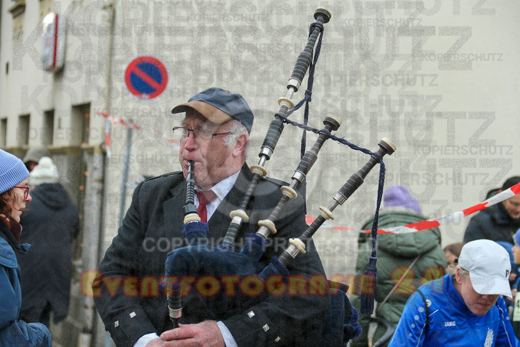 221127_0945_EX1_0102 | Sportfotografie im Rhein-Sieg Kreis, Köln, Bonn, NRW, Rheinland Pfalz, Hessen, etc. Unser Tätigkeitsfeld umfasst den Laufsport vom Volkslauf über den Marathon, Duathlon, Triathon bis zum Ultralauf wie Kölnpfad Ultra oder Schindertrail.
