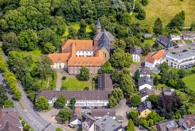 Muelheim240703328 | Luftbild, Kloster Saarn und Klostergarten, Kirche St. Mariä Himmelfahrt, Saarn, Mülheim an der Ruhr, Ruhrgebiet, Nordrhein-Westfalen, Deutschland