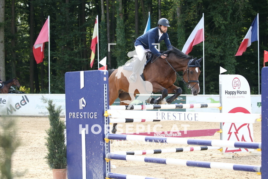 DL2Q4835 | Willkommen bei Brunnmayr - Design & Fotografie – Ihrem Spezialisten für Reitturniere und Pferdeveranstaltungen in Oberösterreich, Salzburg und Bayern! Seit über 17 Jahren sind wir leidenschaftlich dabei.