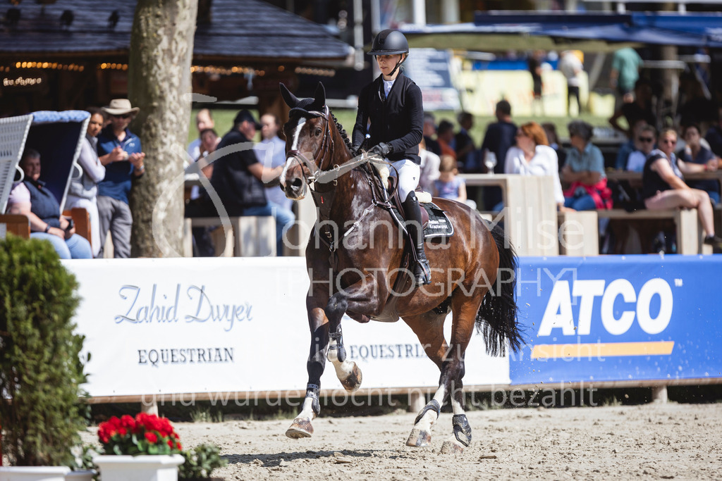 240711_BHO_L-Stil-2-532 | Deine schönsten Turniermomente als professionelle Fotos! Entdecke hochwertige Pferdesport-Fotografie im Online-Shop. Jetzt Fotos finden & bestellen!