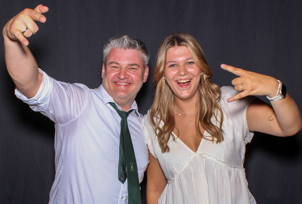 top-top.de-250628-083 | Foto, Video, Fotografie, Videografie, Fotobox, DJ, Discjockey, Musik, Musikbox, Veranstaltung, Photobooth, Amazon, Ebay, Buchtipp, Bestseller, Autor, Verlag, Buch, Wesel, Hamminkeln, NRW, Dinslaken, Rees, Drohne, Hochzeit, Party, Fotobox, Wesel, Fotograf