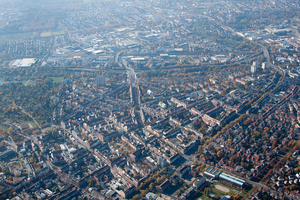 Luftbild: Yorckstraße im Ortsteil Weststadt in Karlsruhe im Bundesland Baden-Württemberg in Deutschland. Foto: IMG_35191.jpg vom 31.10.2010 durch Werner Riehm/FLY-FOTO.de