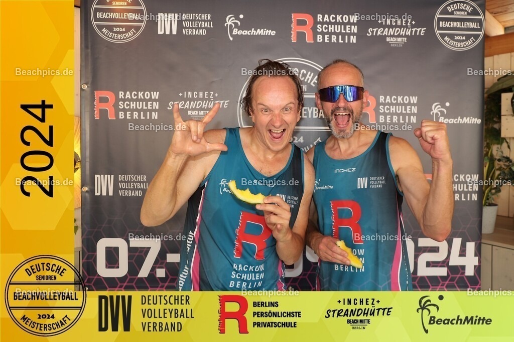 20240907_133322_623 | Sie befinden sich nun in der Bildergalerie von Beachpics.de. Sie können einzelne Bilder als Abzug, digital oder als spezielle Produkte erwerben.
Die Auswahl sehen sie, wenn sie unter dem gewünschten Bild auf Bestellen klicken!
Haben sie spezielle Wünsche,