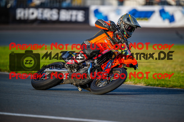 MaZZes_FotoMatrix_231001_8196 | S1