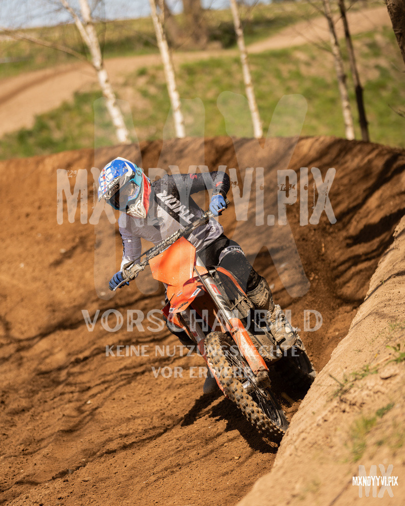 866A2827 | mxndyyvipix