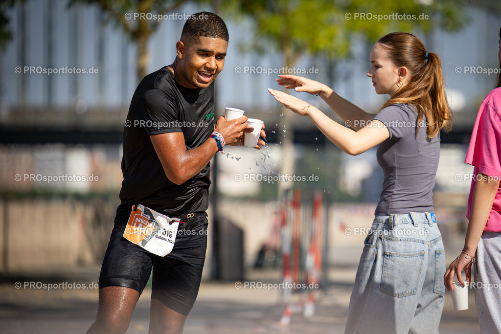 OBI Brueckenlauf des ASV Koeln; Koeln, 10.09.2023 | Impressionen vom OBI Brueckenlauf des ASV Koeln; Koelner Innenstadt, 10.09.2023. Foto: BEAUTIFUL SPORTS/Bernd Hoffmann 