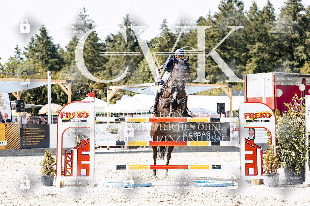 CK905380 | Turnierfotografie Pferdefotografie Trier Rheinland-Pfalz Pferdesport Reitsport Tierfotografie Sportfotografie Pferdevideo Pferdevideografie Equestrianvideography equestrianphotography  - Realisiert mit Pictrs.com