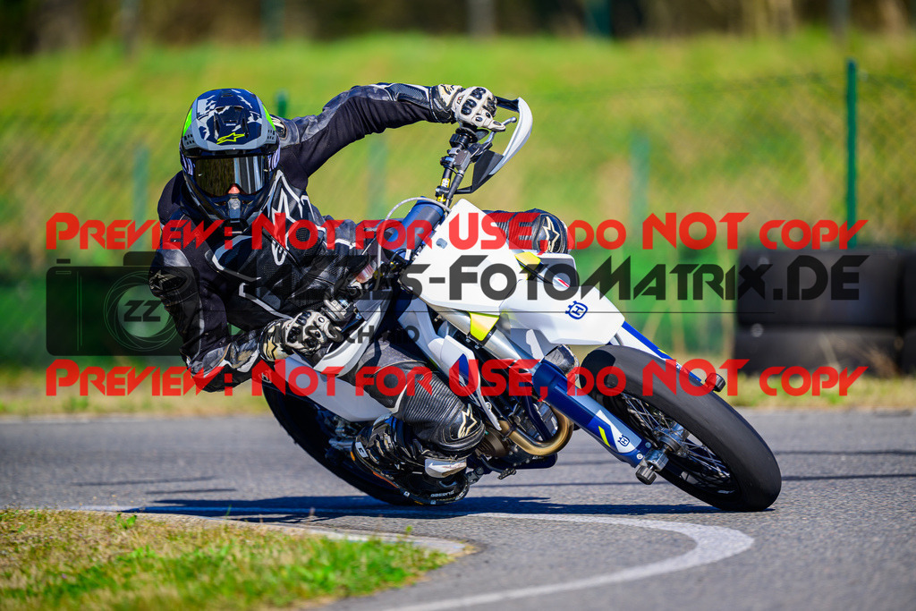 MaZZes_Fotomatrix_20250328_6007705_8669 | Fotograf Mathias Schmid
Sportfotograf,
Eventfotograf,
Hochzeitsfotograf,
Portraitfotograf