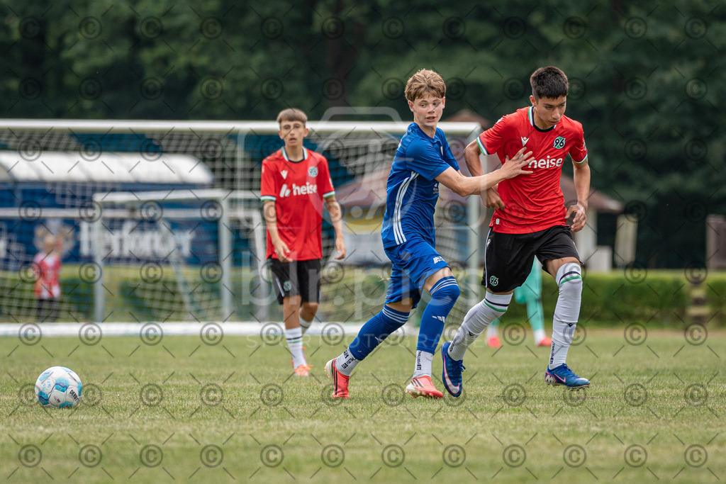 _DSC8280 | Professionelle Fußball- und Sportfotografie. Spielbilder online ansehen und kaufen – Einzelbilder oder komplette Galerien in hoher Qualität. - Realisiert mit Pictrs.com
