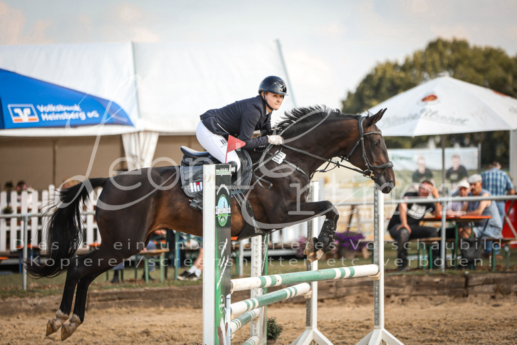 01.FrSpE00198 | Leoni Ertmer Photography - Realisiert mit Pictrs.com